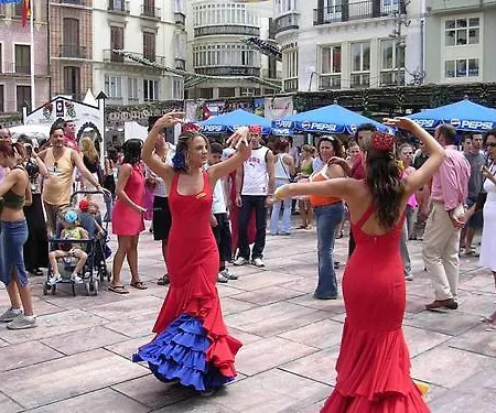 Marques De Larios 8 Centro Historico Especial Grupos Parking Gratis